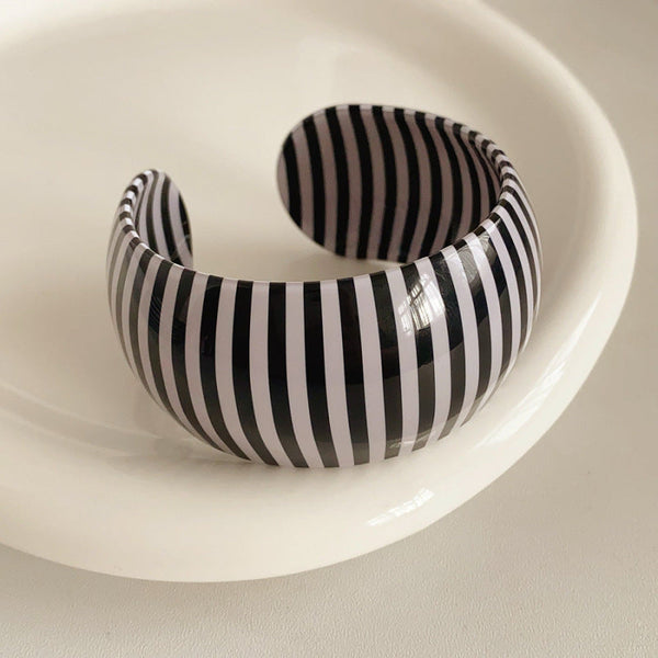 Acrylic Blooming Round Atmospheric Commute Minimalist Niche Bracelet